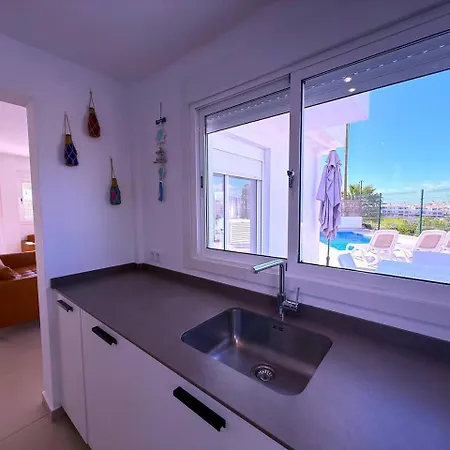 Easytenerife - Modern Princess * San Miguel de Abona