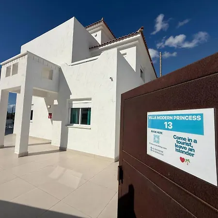 Easytenerife - Modern Princess * San Miguel de Abona