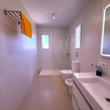 Willa Easytenerife - Modern Princess